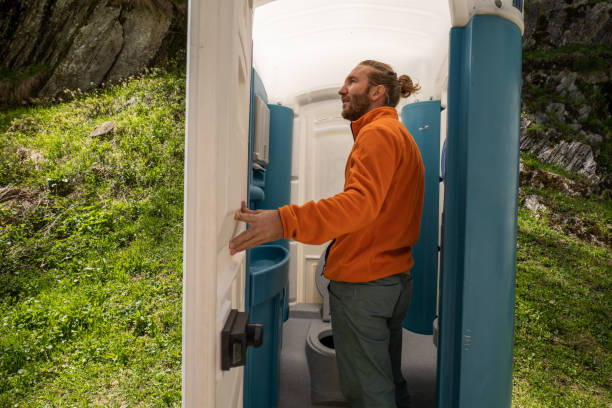 Best Portable restroom trailer rental  in Jacksonville, FL